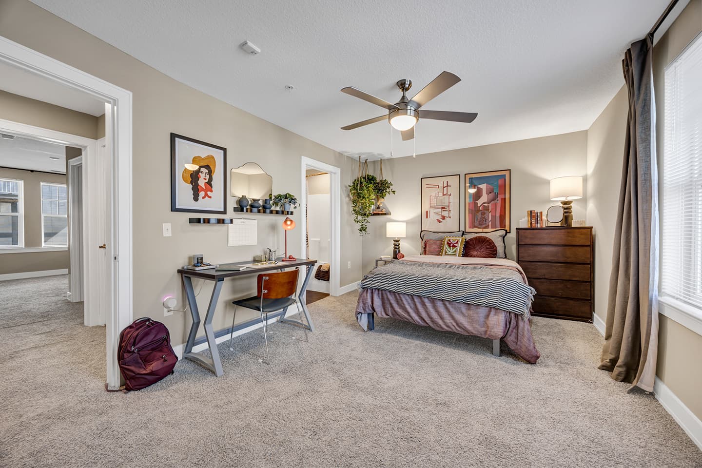 Axis-at-SMTX—Model—Bedroom-(5)